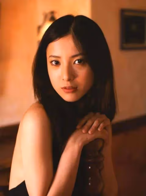 日本十大85後當紅女星！各個膚白貌美太性感艷麗