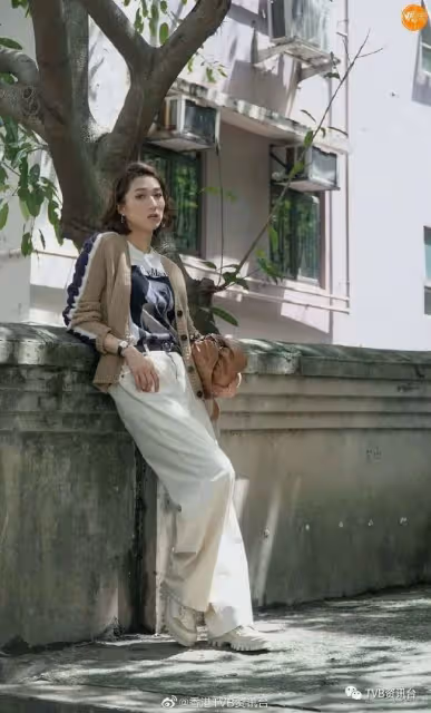 前TVB人氣花旦帶小兒子返港！力爭視後絕不會輸？
