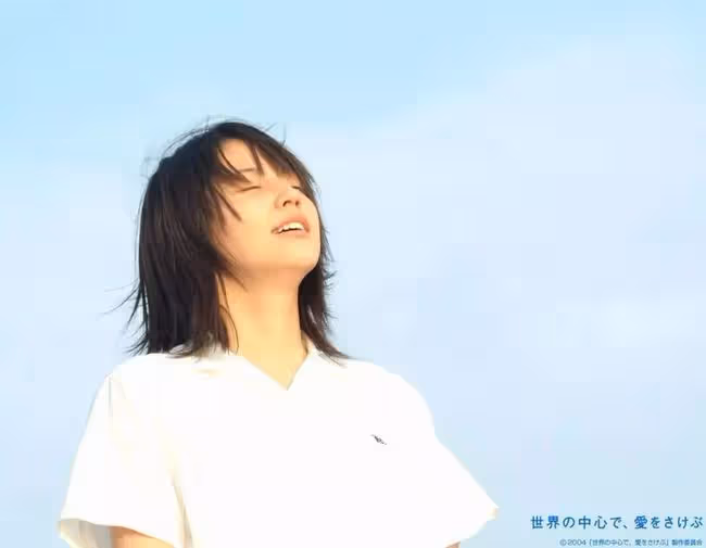 她13歲穿泳裝出道，為證明自己跳恆河、剃光頭，終於打破「花瓶」人設!