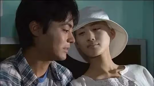 她13歲穿泳裝出道，為證明自己跳恆河、剃光頭，終於打破「花瓶」人設!