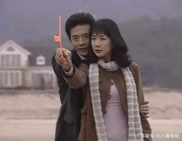 「童年女神」崔智友，相夫教子也要拍戲，家有5層高樓繼續拼演技