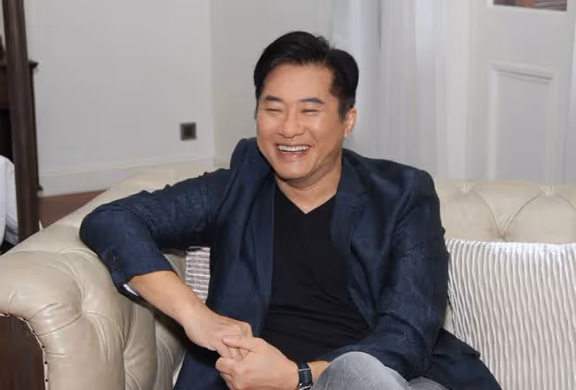 57歲「丁孝蟹」邵仲衡罕談家庭，與妻子互留空間，倆兒子長居國外