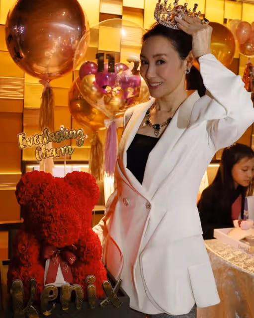 郭可盈開派對慶51歲生日，祖孫三代同框很溫馨，熊黛林長女像姑媽
