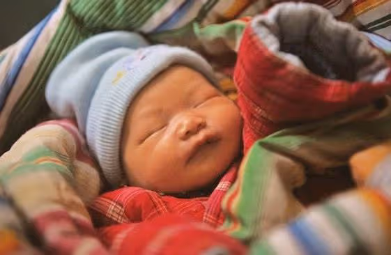 婚後和老公上繳工資給婆婆，買房問婆婆要錢，她的舉動讓我笑了！