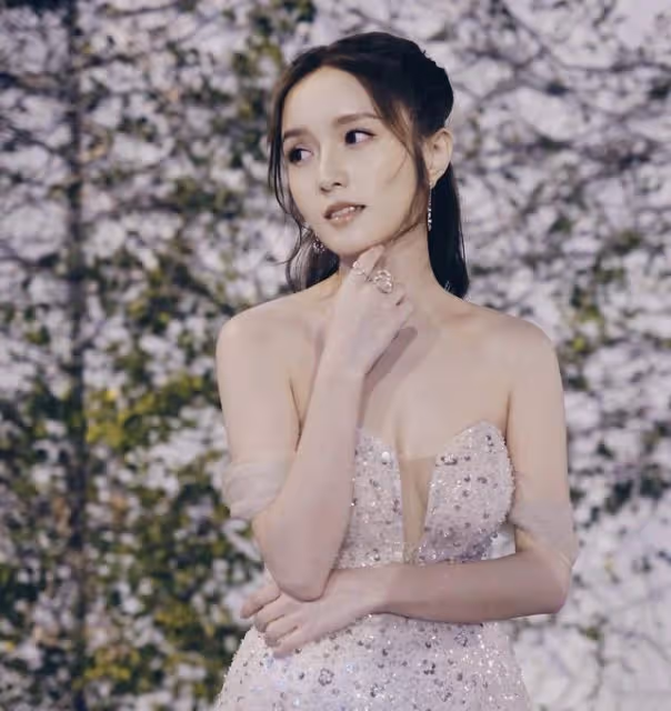 TVB仙氣女神成副業女王，投資6位數開服裝店，一度因個子矮而自卑