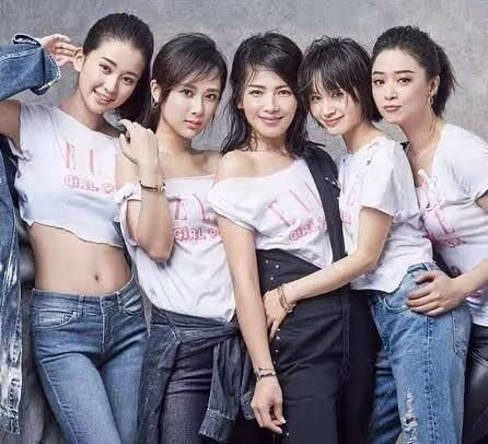 歡樂頌五美與倪萍的淵源，楊紫獲盛讚王子文被催婚，喬欣竟然撞臉