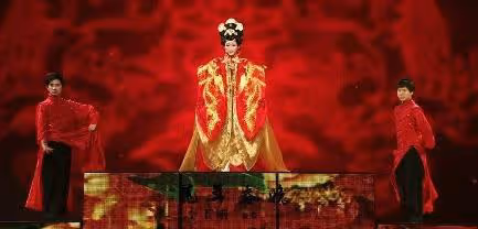 李玉剛:交不起房租和乞丐生活,憑「貴妃」走紅,43歲仍不忘初心