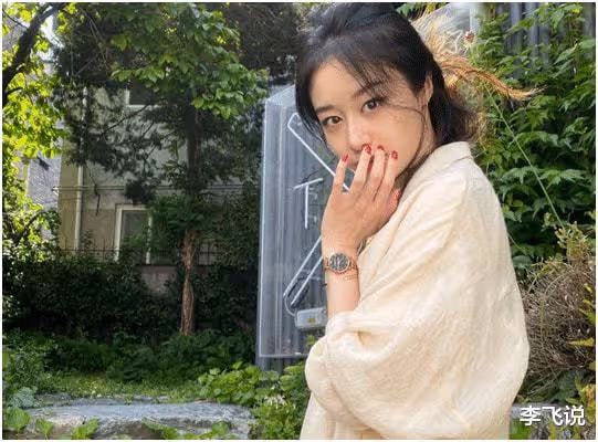 韓國女神朴智妍，和iu是十年摯友，王思聰視她為女神
