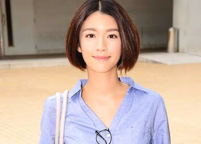 緋聞男友開演唱會，蔡思貝自掏腰包買票攜父母支持，一度感動落淚