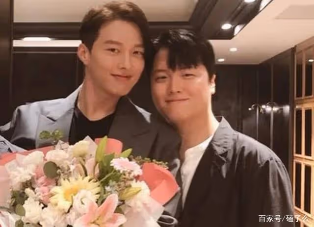 韓星兄弟姐妹大揭秘：丁海寅比弟弟年輕，金智秀的姐姐撞臉韓孝周