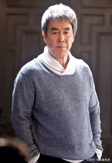 他是《新妓生傳》中風度翩翩的女主爸爸，公認的韓國美男子長這樣