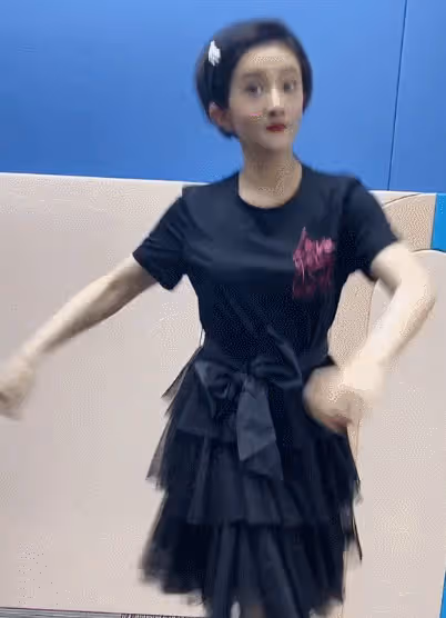 金銘:9歲成「瓊瑤女郎」,41歲依舊單身,她為何活得如此灑脫