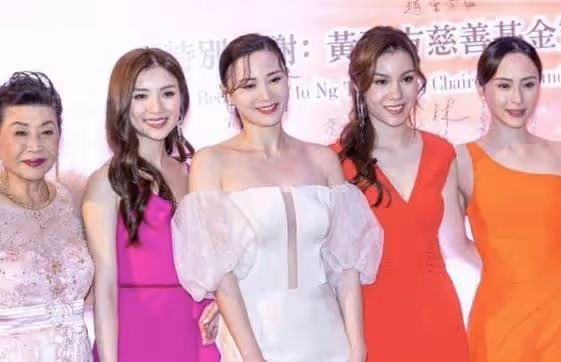 TVB小花朱晨麗不理遭冷待傳聞，稱會繼續為公司服務，直至50年