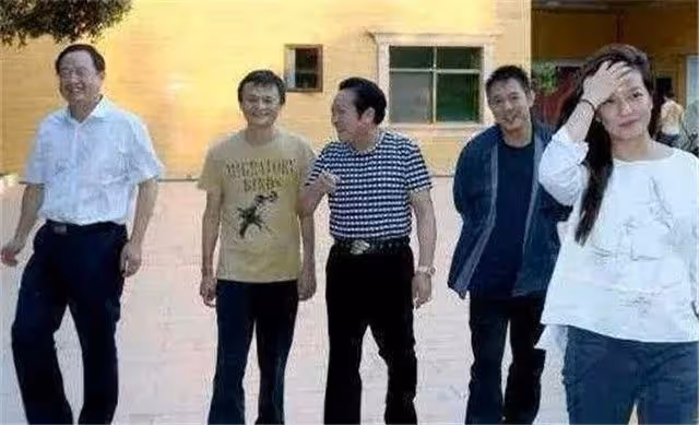「江湖騙子」王林,為何能受到大半個娛樂圈信任?連馬雲都與其交好