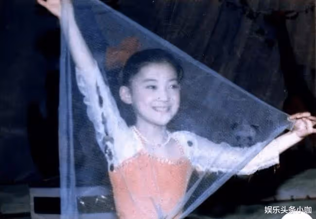 國民女神閃婚！竟嫁了個軟飯男？
