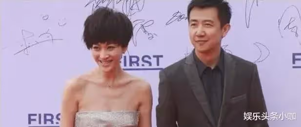 國民女神閃婚！竟嫁了個軟飯男？