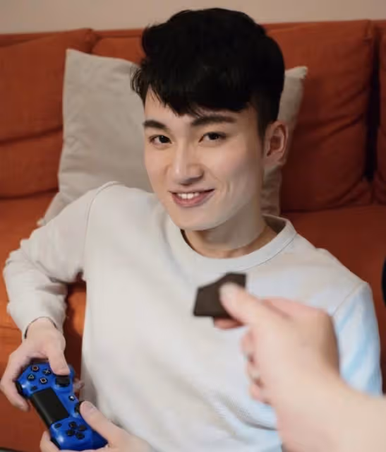 回歸有望？《愛回家》兩大婚禮舉行在即，周嘉洛驚現眾人大合照中