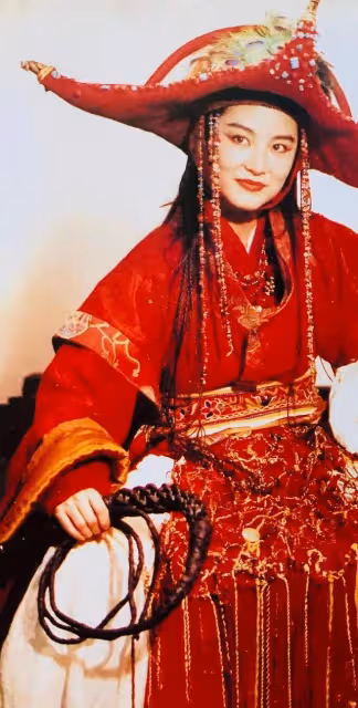 日本神級服裝大師離世，曾為林青霞設計造型，張藝謀也發文悼念…