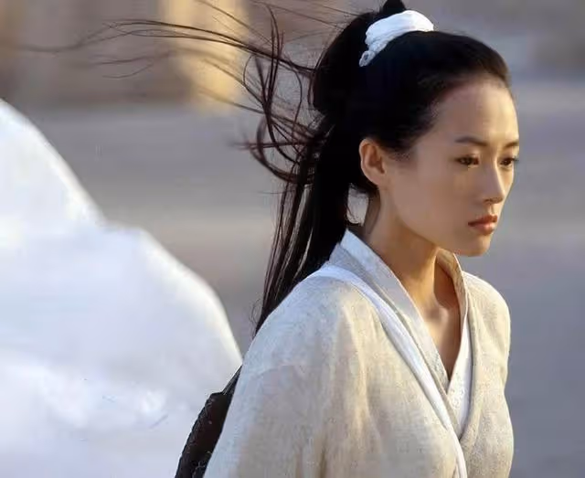 日本神級服裝大師離世，曾為林青霞設計造型，張藝謀也發文悼念…