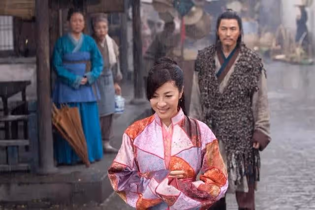 日本神級服裝大師離世，曾為林青霞設計造型，張藝謀也發文悼念…