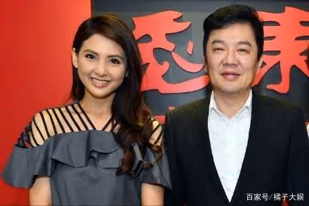 24歲女星嫁入「假」豪門,未婚生子10多年後慘遭拋棄,實在是可憐