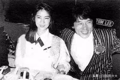 做了四十年隱形妻子，終掌控成龍百億家產，林鳳嬌不止能忍還夠狠