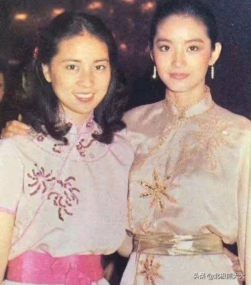 做了四十年隱形妻子，終掌控成龍百億家產，林鳳嬌不止能忍還夠狠