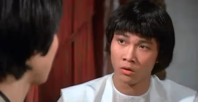 錢小豪曾經比肩周潤發，風頭直追李連杰卻因特殊「癖好」難成巨星