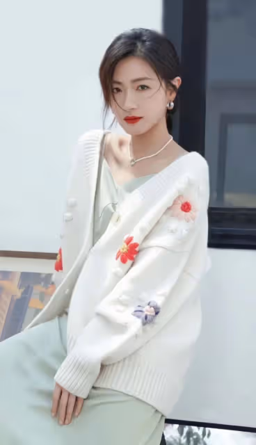 娛記說:李易峰避嫌楊冪?關曉彤看人下菜?歐陽娜娜賣藝術家人設?萬茜糊了?