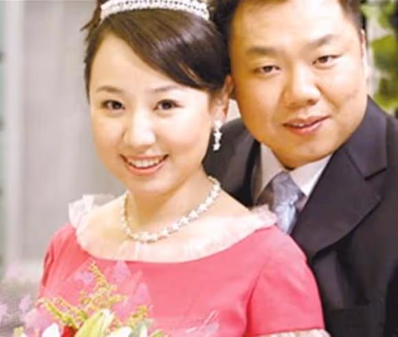 演員姜超：事業愛情兩不順，歷經坎坷，相親20次才找到老婆