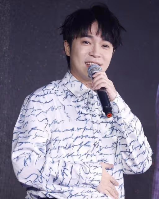 "含羞忍恥"吳青峰：被小s羞辱，遭恩師告法庭，蘇打綠歌曲遭下架