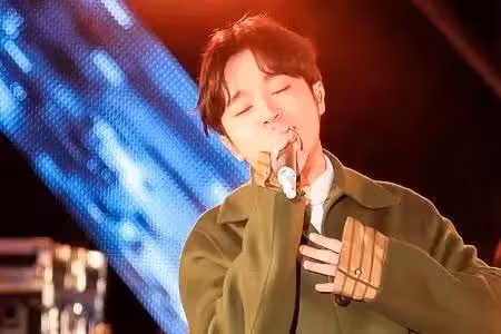 "含羞忍恥"吳青峰：被小s羞辱，遭恩師告法庭，蘇打綠歌曲遭下架