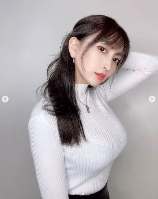 森咲智美性感美圖！大頭燈女都市傳說：夾東西沒問題