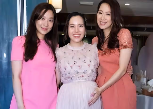 甄子丹小姨子嫁豪門2年懷孕，辦奢華產前派對，30位貴婦盛裝出席