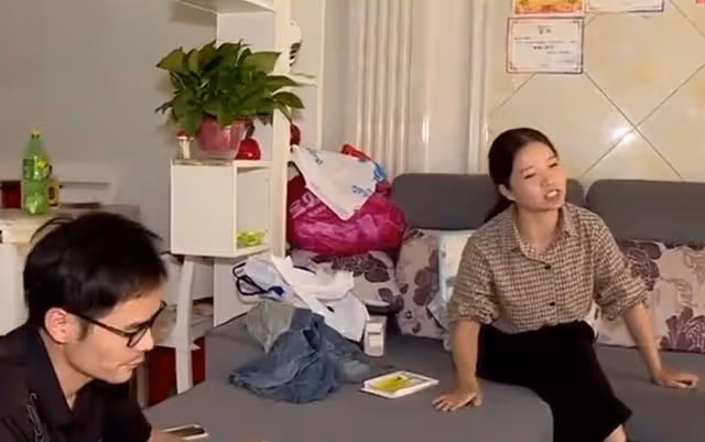女友訂婚前懷孕，未婚夫不相信是他的，如今才知道女友相親上百次