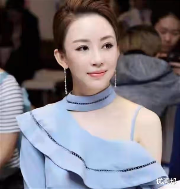 十億身價39歲的「九球天后」潘曉婷還單身未婚，黃花大閨女一個