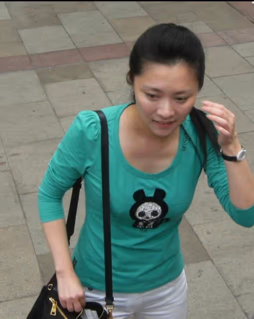 41歲仍未結婚,貸款買車,央視著名美女主播紫凝背後的辛酸歷程