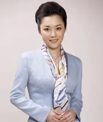 41歲仍未結婚,貸款買車,央視著名美女主播紫凝背後的辛酸歷程