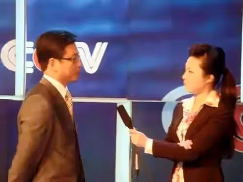 41歲仍未結婚,貸款買車,央視著名美女主播紫凝背後的辛酸歷程