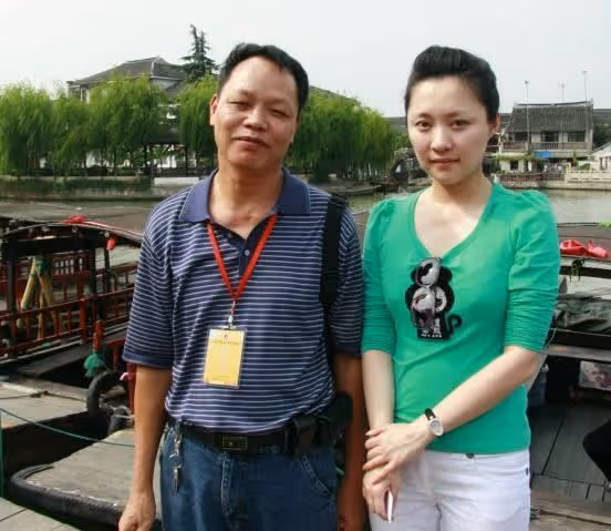 41歲仍未結婚,貸款買車,央視著名美女主播紫凝背後的辛酸歷程