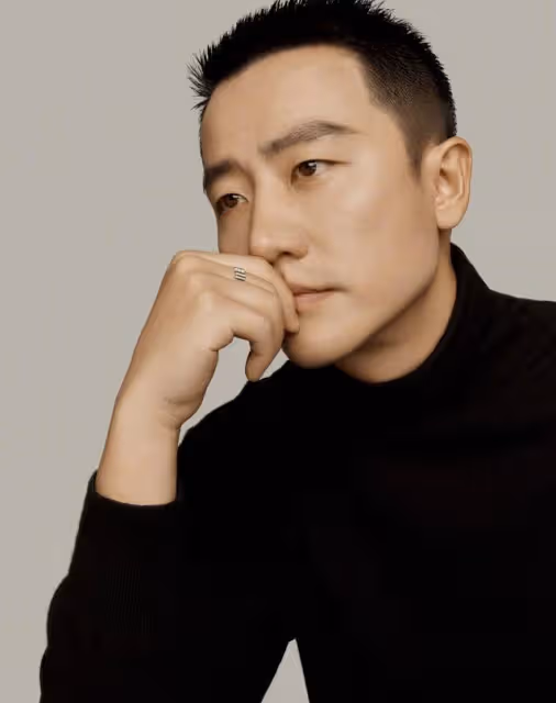 黃軒的上位史，從內娛棄子到名導寵兒，6段情史太精彩