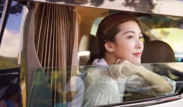 女神久違同框聚餐！周勵淇大曝鄭秀文食量驚人，二人已相識二十年