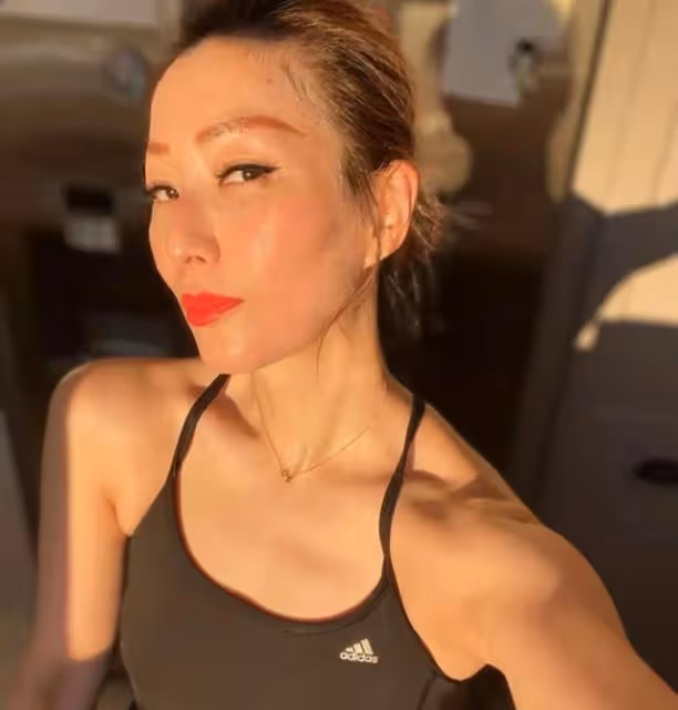 女神久違同框聚餐！周勵淇大曝鄭秀文食量驚人，二人已相識二十年