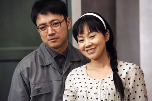 「不老女神」閆妮的背後:33歲被迫失婚跌入谷底,34歲一夜爆紅
