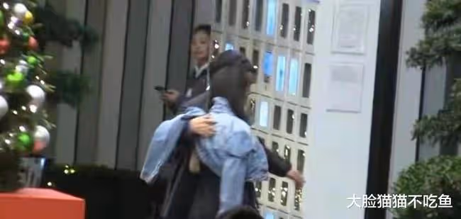 王岳倫和美女酒後同回酒店舉止親密 曾因酒醉壁咚女生