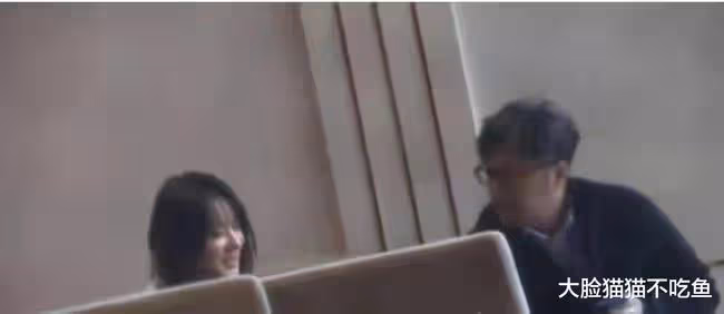 王岳倫和美女酒後同回酒店舉止親密 曾因酒醉壁咚女生