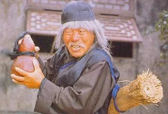 一手帶紅成龍李連杰甄子丹，如果沒有他，香港經典功夫電影少一半