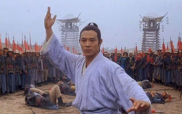 一手帶紅成龍李連杰甄子丹,如果沒有他,香港經典功夫電影少一半