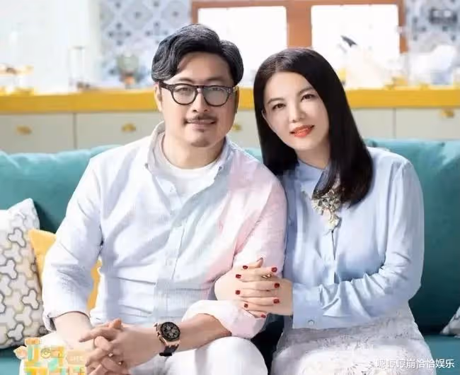 兩段婚姻無疾而終,兩任前夫「有苦難言」,45歲的李湘又有新男友了?