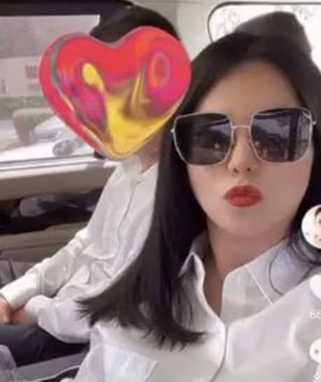 王岳倫曝與李湘感情破裂,深夜官宣離婚內涵女方,疑兩人各玩各的